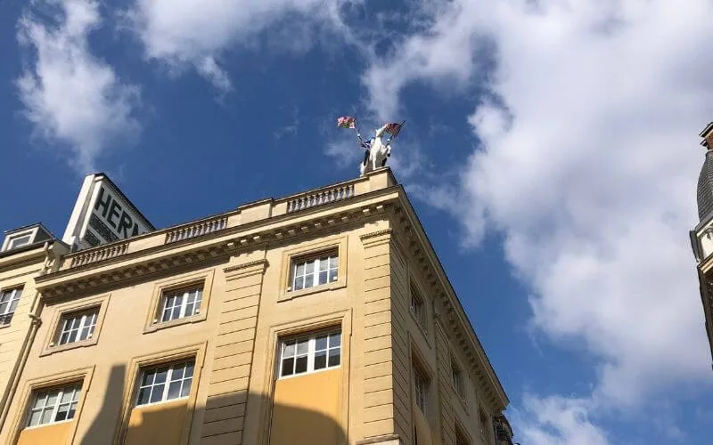 HERMÈS（エルメス）』のメンズ香水「H24」ってどんな香り